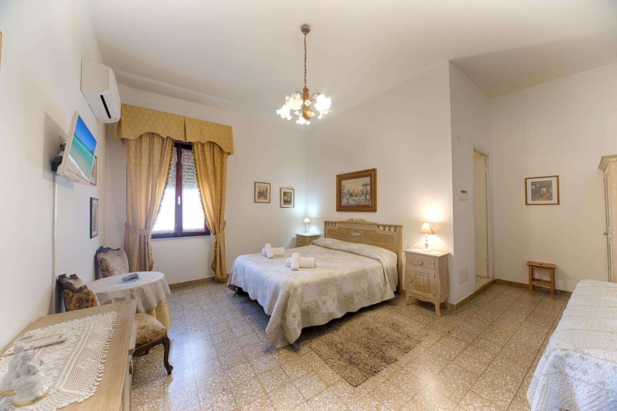 B&B Antica Dimora Олбия Екстериор снимка