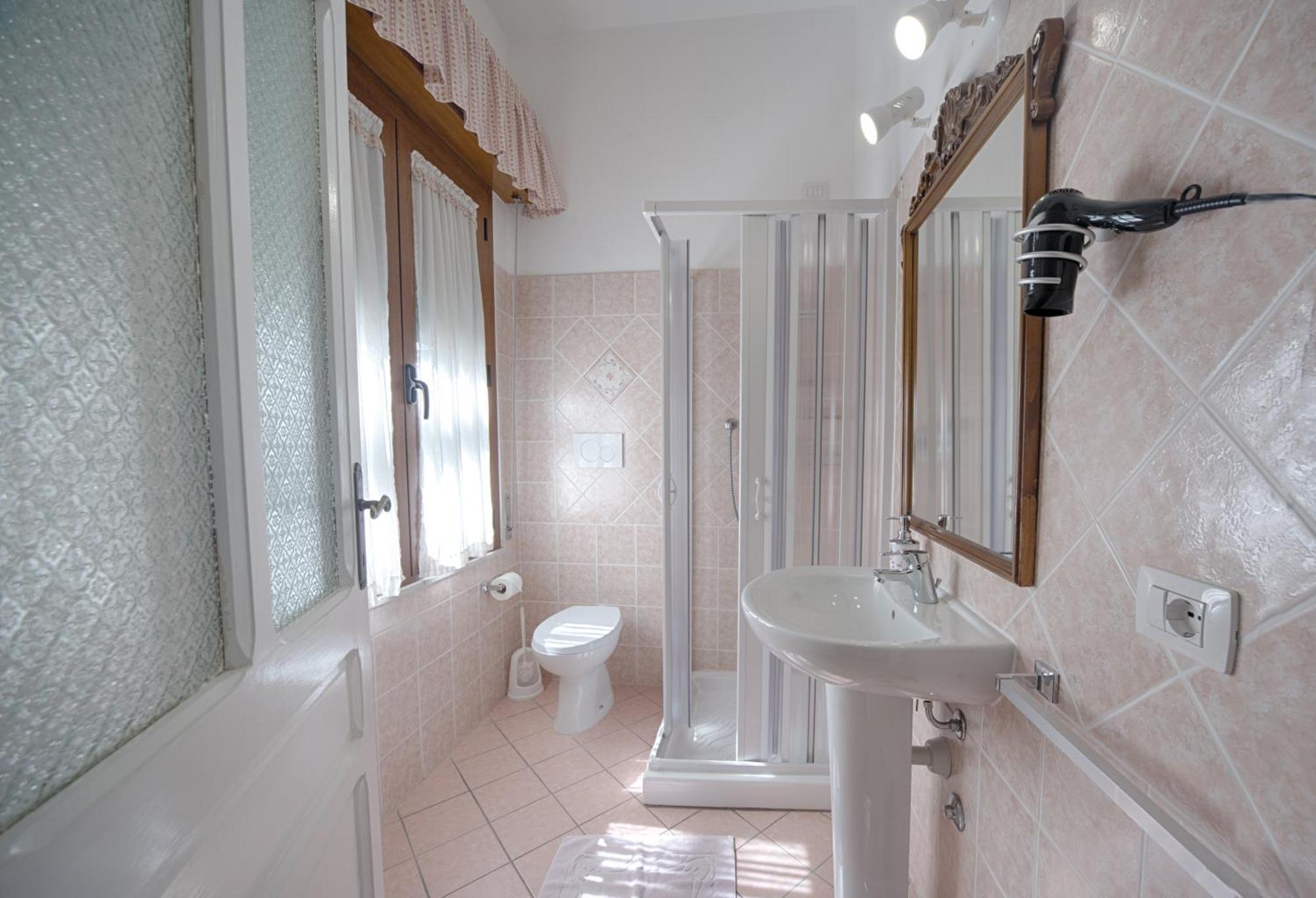 B&B Antica Dimora Олбия Екстериор снимка